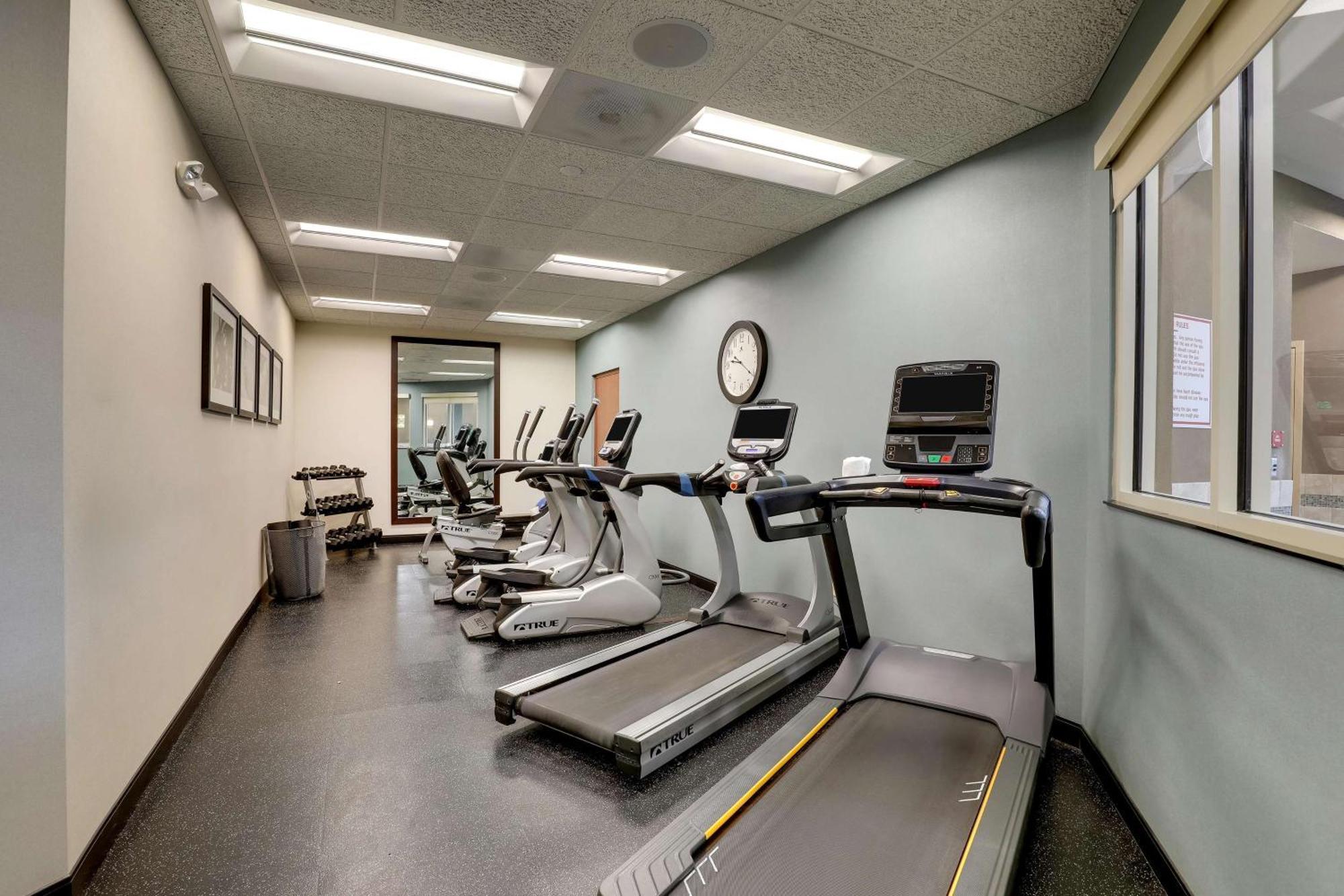 Drury Inn & Suites Grand Rapids 캐스케이드 외부 사진